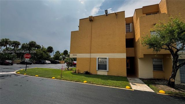 9301 SW 4th St 114E, Miami, FL 33174