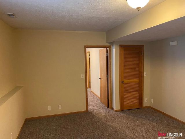 6834 Whitewater Lane, Lincoln, NE 68521