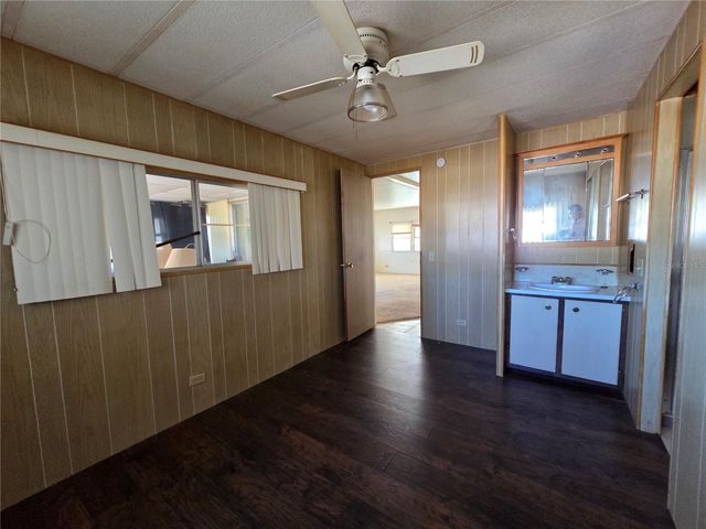 6100 62ND AVENUE N 34, Pinellas Park, FL 33781