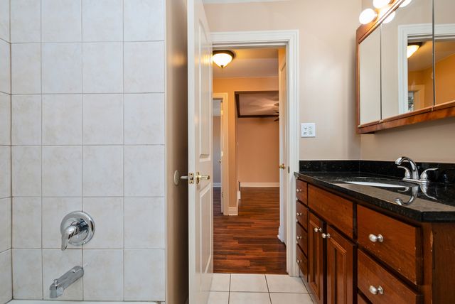 10625 Parkside Avenue 8, Chicago Ridge, IL 60415