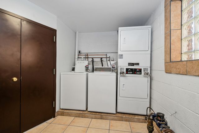 10625 Parkside Avenue 8, Chicago Ridge, IL 60415