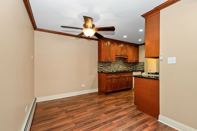 10625 Parkside Avenue 8, Chicago Ridge, IL 60415