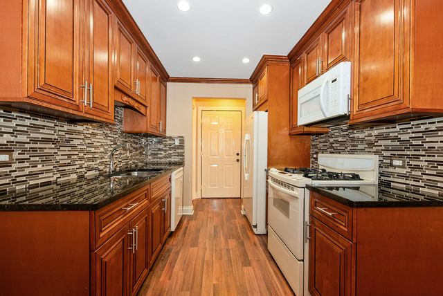 10625 Parkside Avenue 8, Chicago Ridge, IL 60415