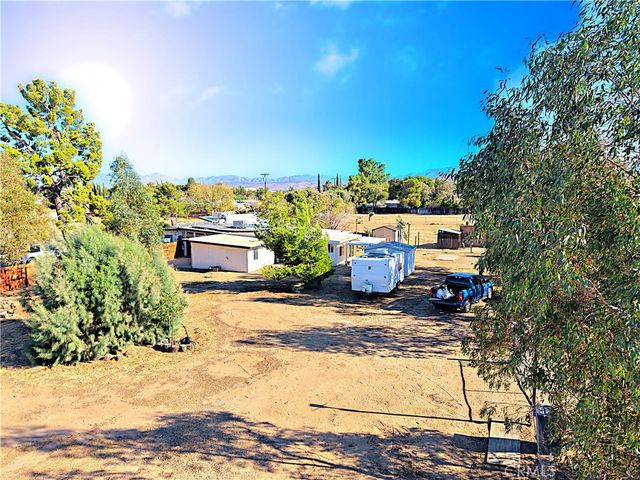 40115 15th Street W B, Palmdale, CA 93551