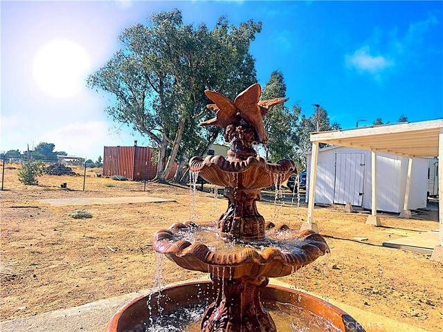 40115 15th Street W B, Palmdale, CA 93551