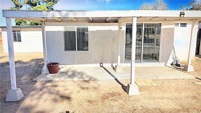 40115 15th Street W B, Palmdale, CA 93551