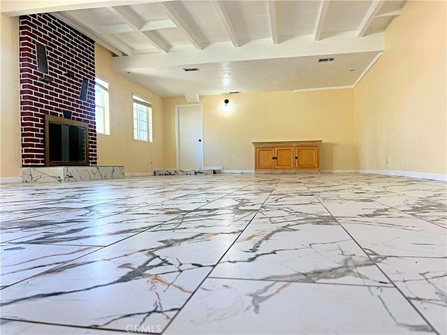 40115 15th Street W B, Palmdale, CA 93551