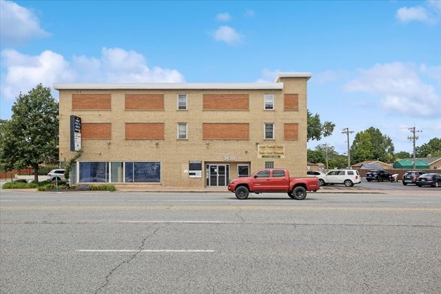 3830 W 95th Street 104-106, Evergreen Park, IL 60805