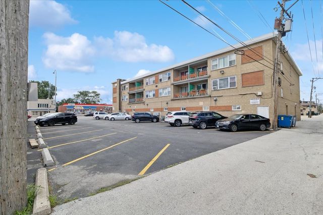 3830 W 95th Street 104-106, Evergreen Park, IL 60805
