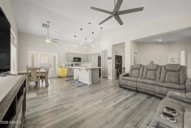 40731 N BOONE Lane, Anthem, AZ 85086