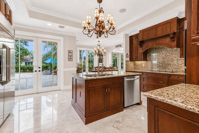 13425 SW 37th Pl, Davie, FL 33330
