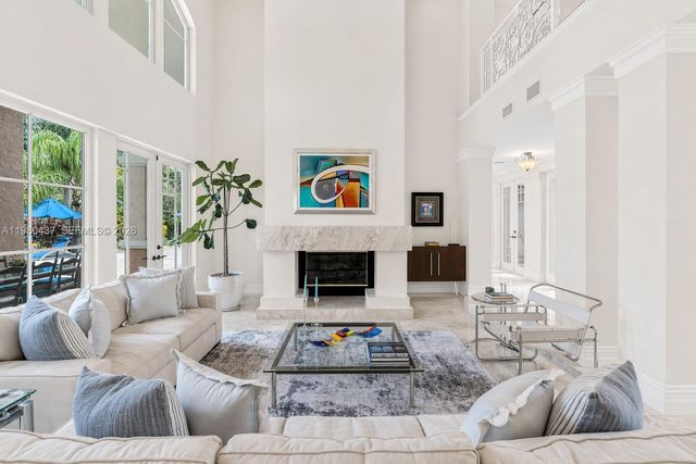 13425 SW 37th Pl, Davie, FL 33330