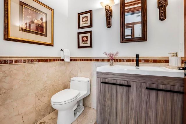 13425 SW 37th Pl, Davie, FL 33330