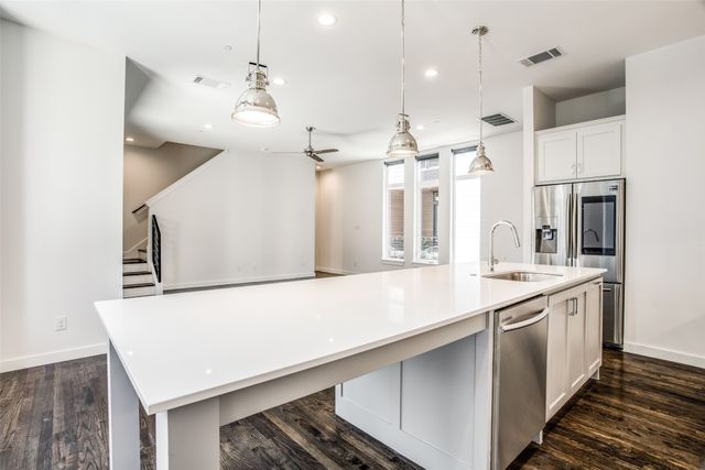 2180 Bennett Avenue 303, Dallas, TX 75206