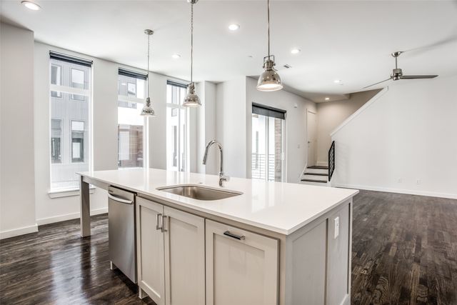 2180 Bennett Avenue 303, Dallas, TX 75206