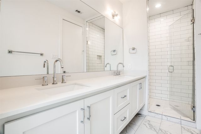 2180 Bennett Avenue 303, Dallas, TX 75206
