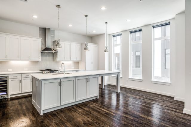2180 Bennett Avenue 303, Dallas, TX 75206