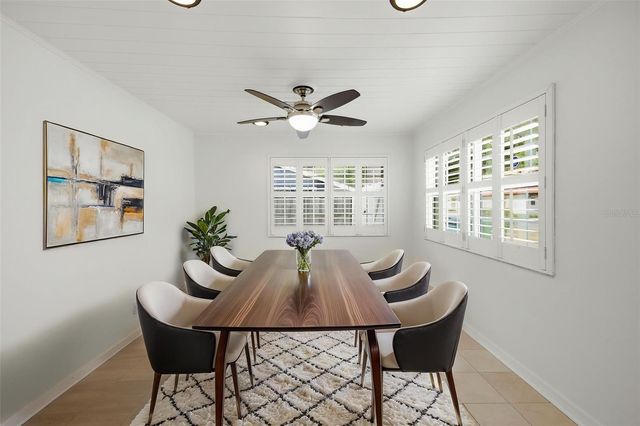 2512 W KANSAS AVENUE, Tampa, FL 33629