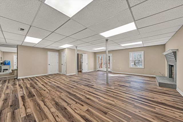 7031 Crown RD, Roanoke, VA 24018