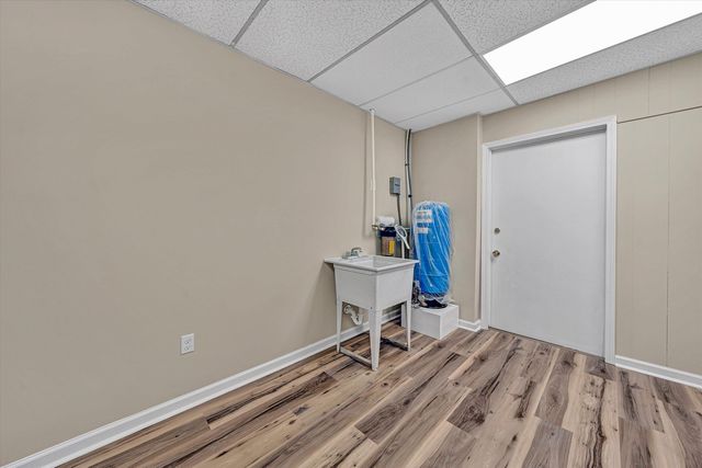 7031 Crown RD, Roanoke, VA 24018