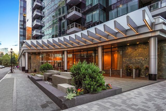 22 Liberty Dr 9, Boston, MA 02210