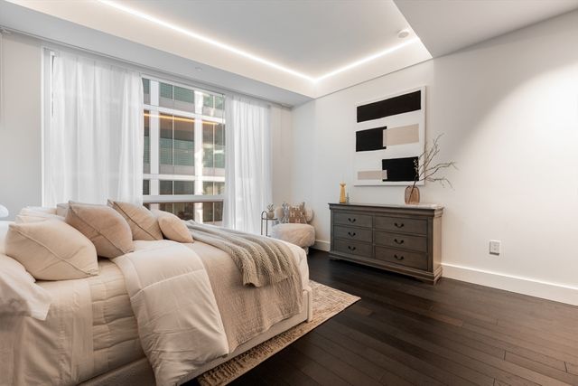 22 Liberty Dr 9, Boston, MA 02210