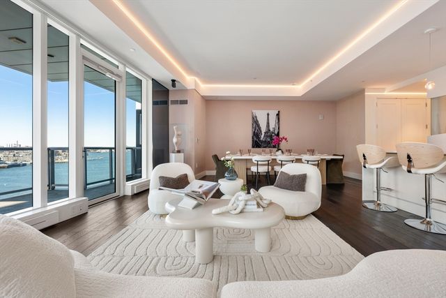 22 Liberty Dr 9, Boston, MA 02210