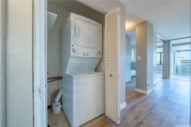 4300 Waialae Avenue A203, Honolulu, HI 96816