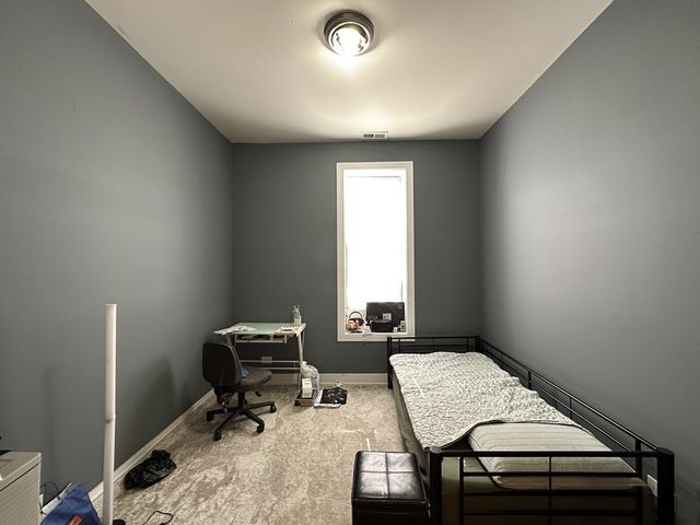 2835 N Damen Avenue 2R, Chicago, IL 60618