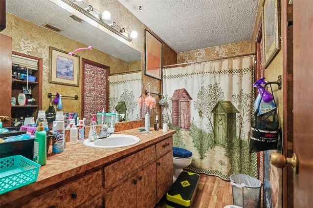 37633 HIDDEN PARK COURT, Dade City, FL 33525