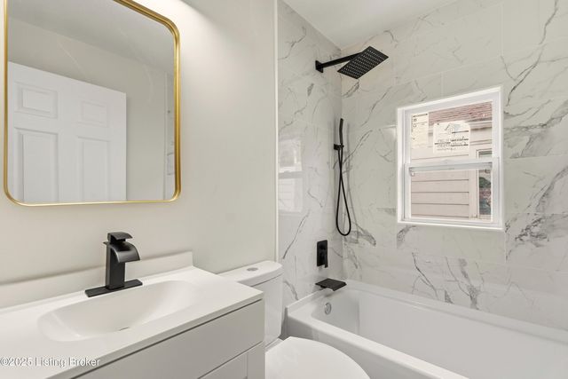 702 Gheens Ave, Louisville, KY 40214