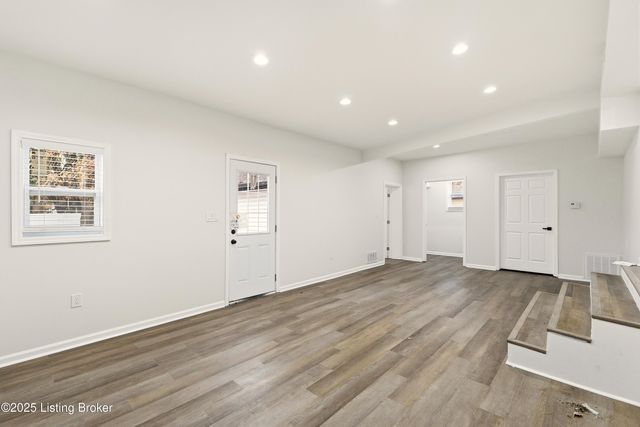 702 Gheens Ave, Louisville, KY 40214