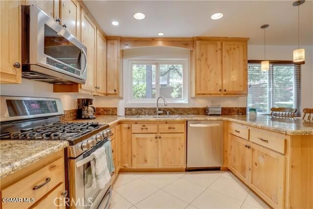 26710 Pinecreek Drive, Wrightwood, CA 92397