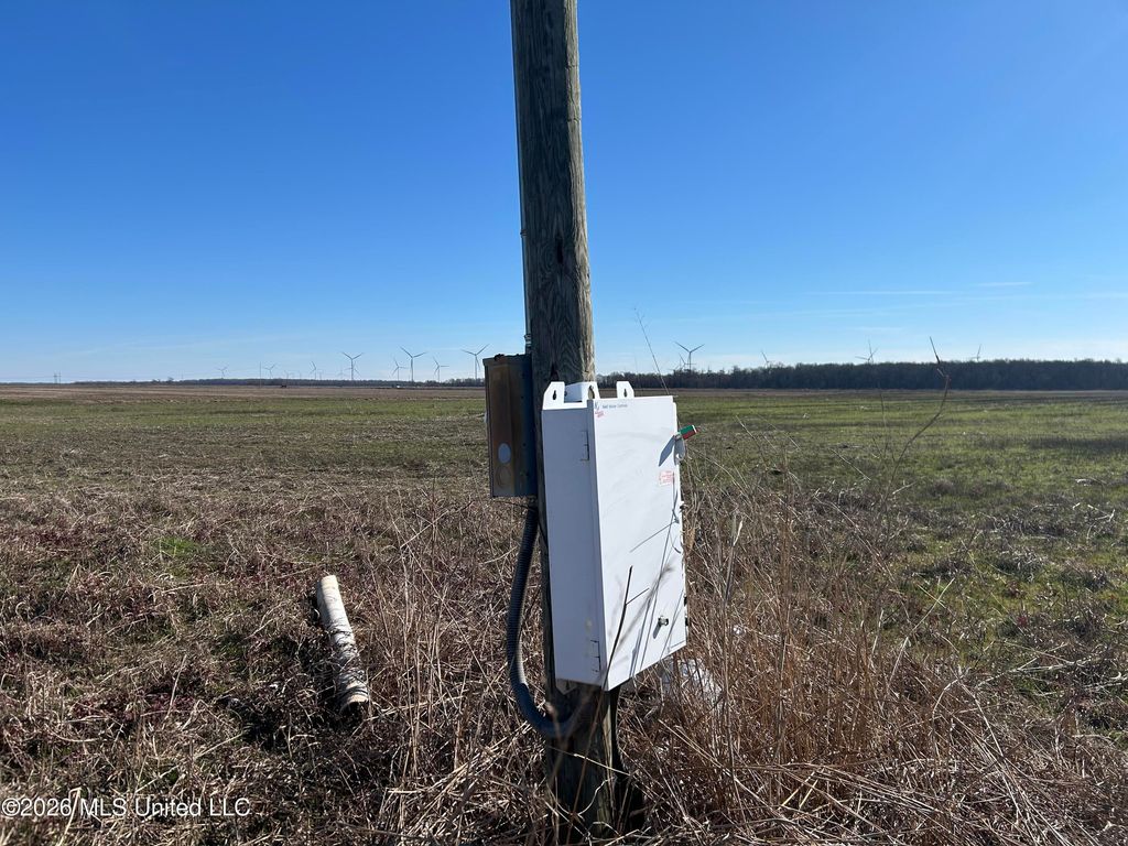 S Highway 61, Dundee, MS 38626 — photo 3