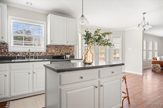 10418 Brynmore Dr, Chesterfield, VA 23237