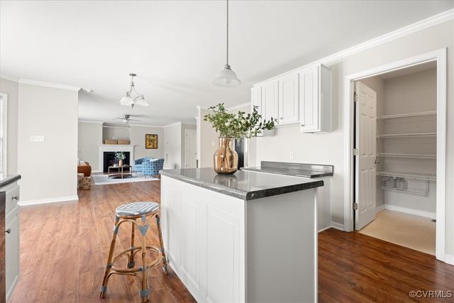 10418 Brynmore Dr, Chesterfield, VA 23237