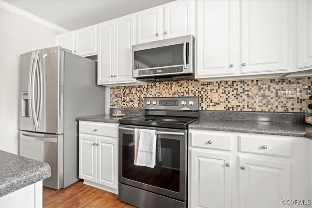 10418 Brynmore Dr, Chesterfield, VA 23237