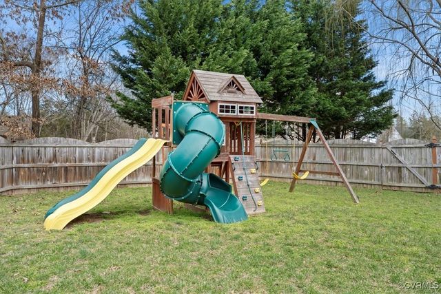 10418 Brynmore Dr, Chesterfield, VA 23237