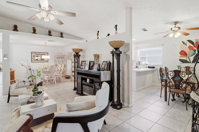 6644 Picante Circle, Fort Pierce, FL 34951
