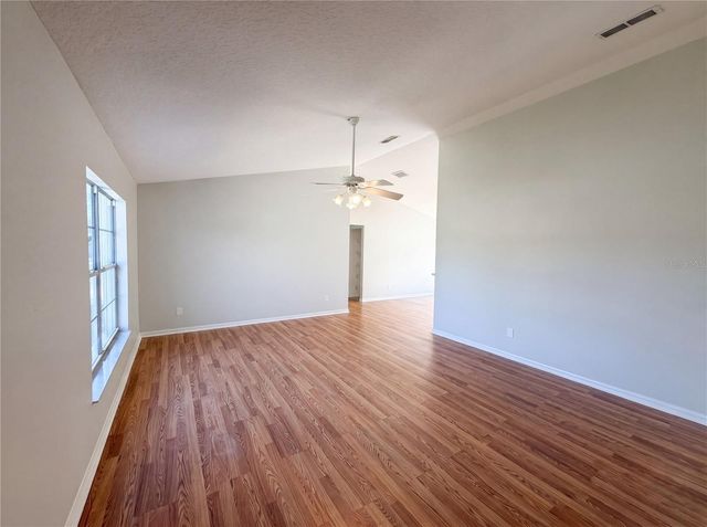 17052 SW 39TH CIRCLE, Ocala, FL 34473