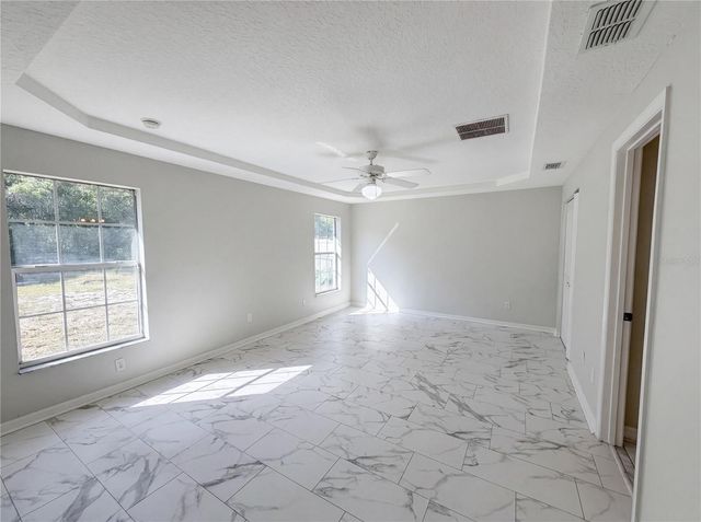 17052 SW 39TH CIRCLE, Ocala, FL 34473