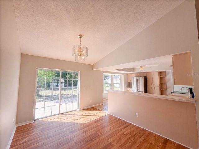 17052 SW 39TH CIRCLE, Ocala, FL 34473