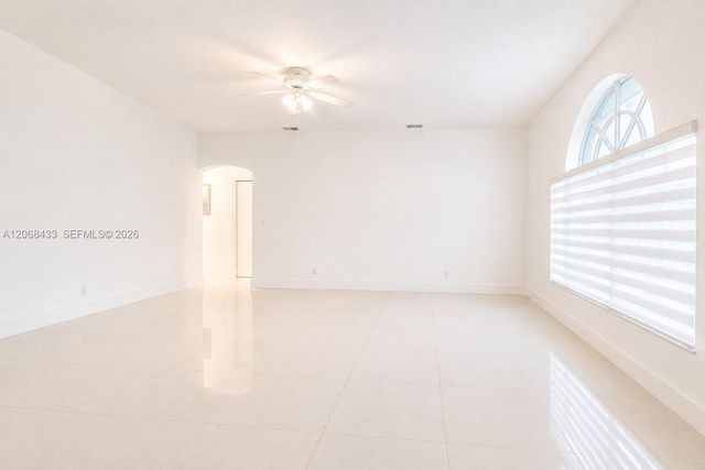14180 SW 8th Terrace 1, Miami, FL 33184