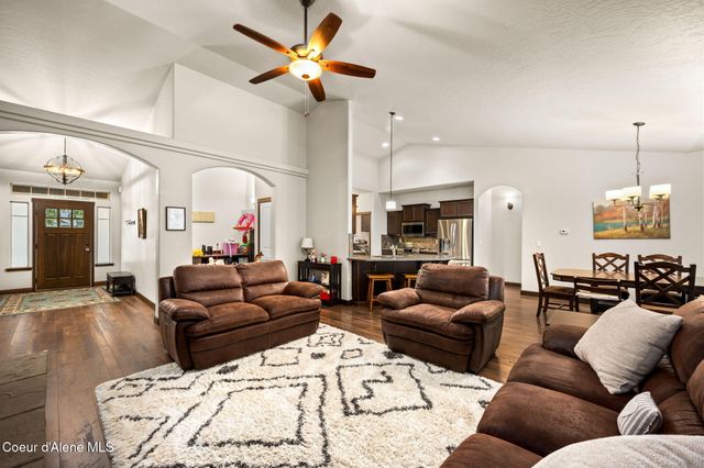 6966 N Glensford DR, Coeur D'alene, ID 83815