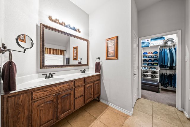 2933 Dog Leg Trail, Mckinney, TX 75069