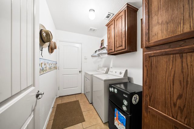 2933 Dog Leg Trail, Mckinney, TX 75069