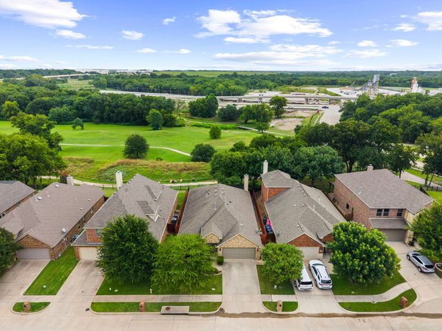 2933 Dog Leg Trail, Mckinney, TX 75069