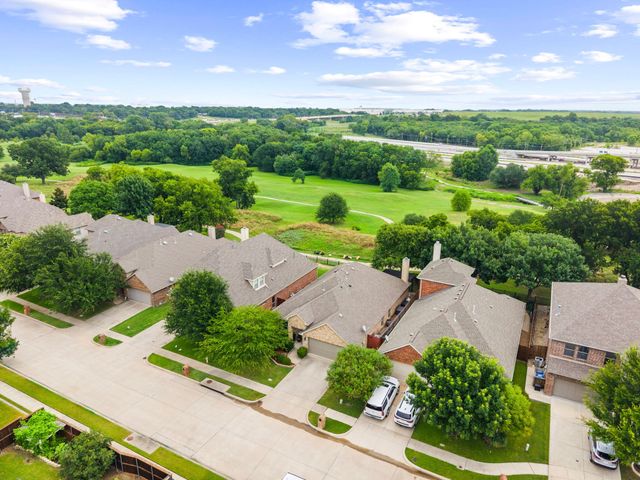 2933 Dog Leg Trail, Mckinney, TX 75069