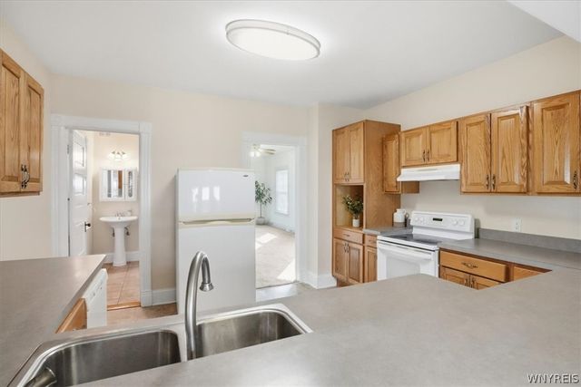202 81st Street, Niagara Falls, NY 14304