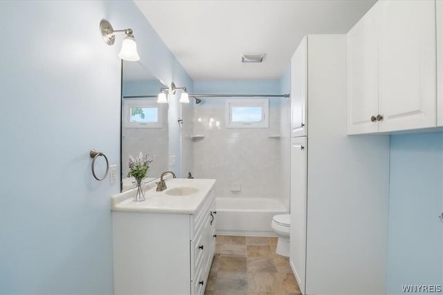 202 81st Street, Niagara Falls, NY 14304